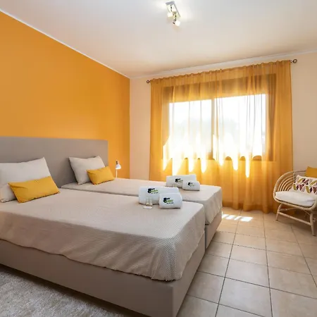 Bmyguest - Sol Golf Ii Apartment *